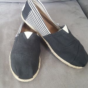 TOMS Men's Sz 11